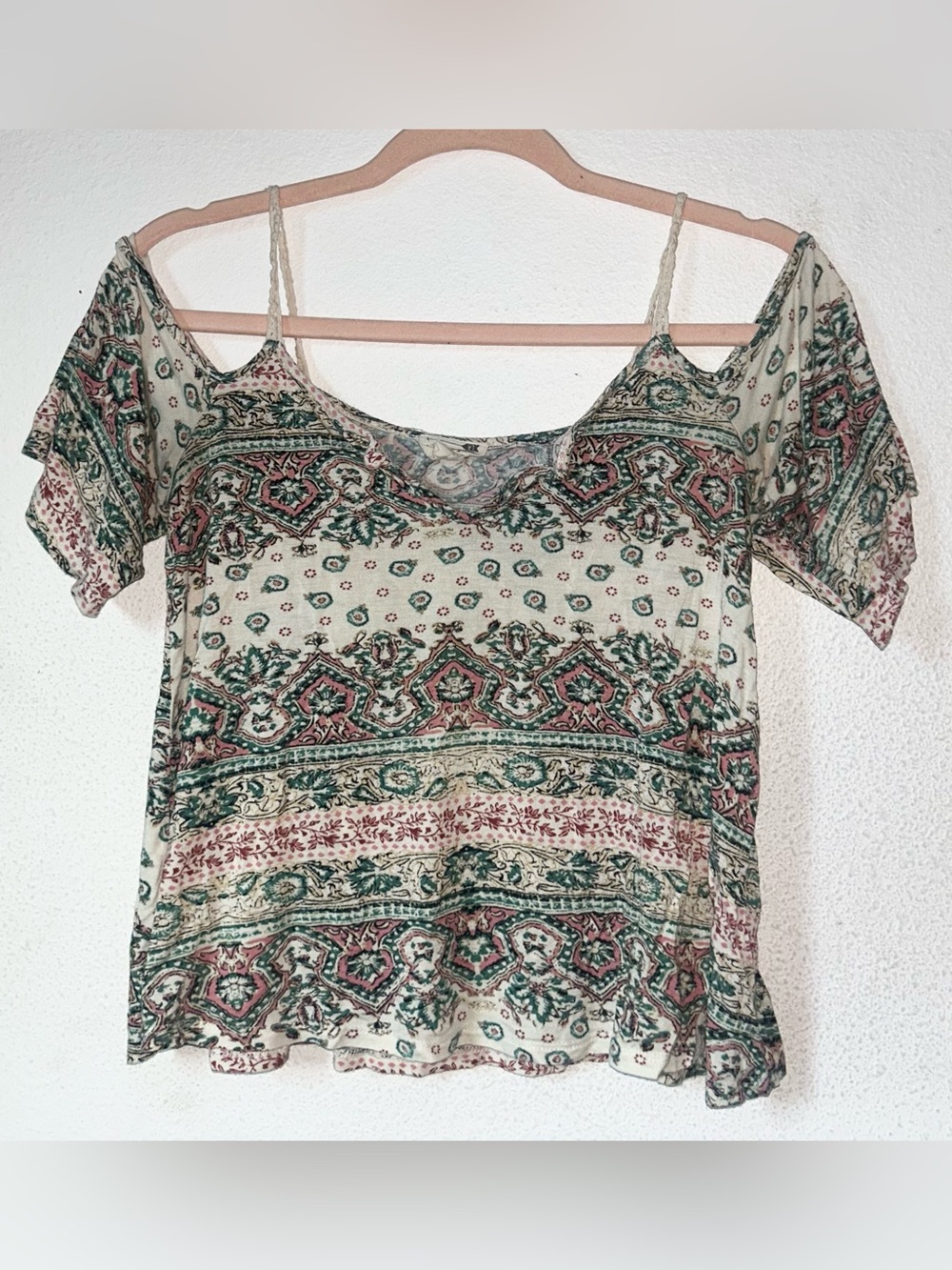 La Hearts Off the Shoulder Top with Green/Pink/White Print
